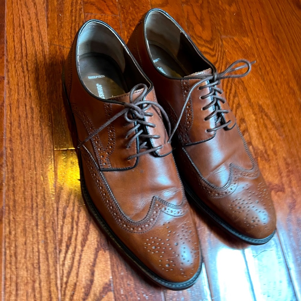Perfect Johnston & Murphy's dapper Daley oxfords.